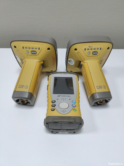 Комплект приемников TOPCON GR-3, UHF/GSM + FC-250